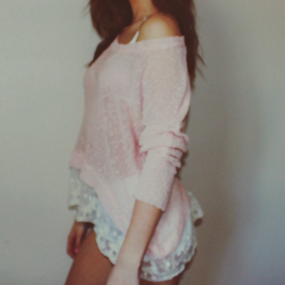 🔴SOLD🔴NWOT Peach Lace Sweater from LF