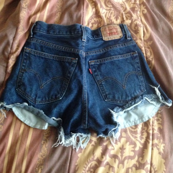 Levi's Jeans - DIY demin cut off shorts Levi's Jeans - DIY demin cut off shorts