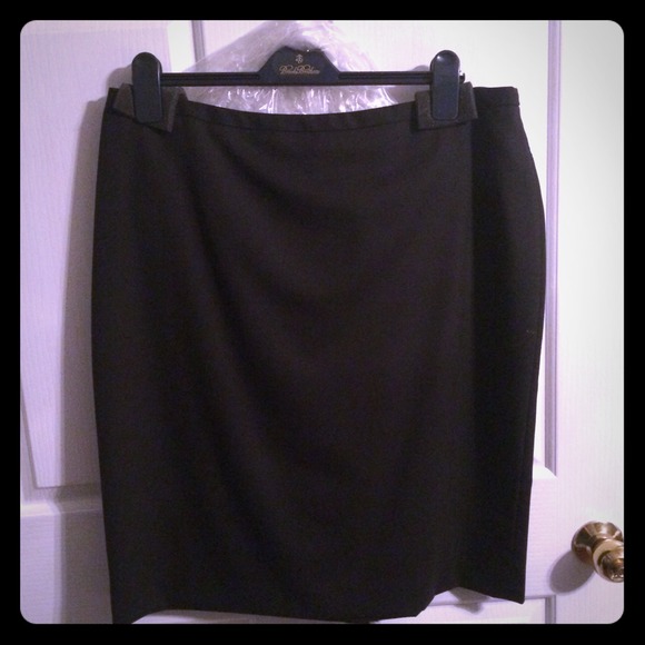 Final sale🎉Brooks Brothers pencil skirt