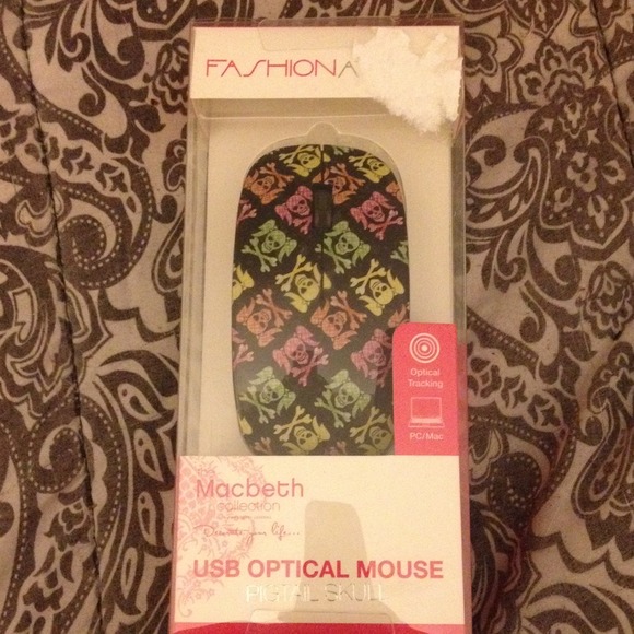 FREE W $25 PURCHASE! USB Mouse Pigtail Skull