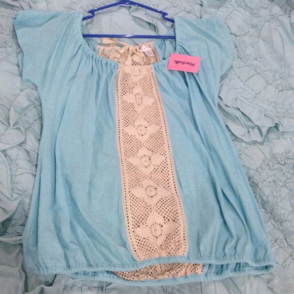 Light blue and cream top