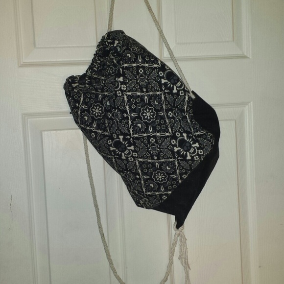 Skulls Drawstring Backpack - Picture 2 of 2