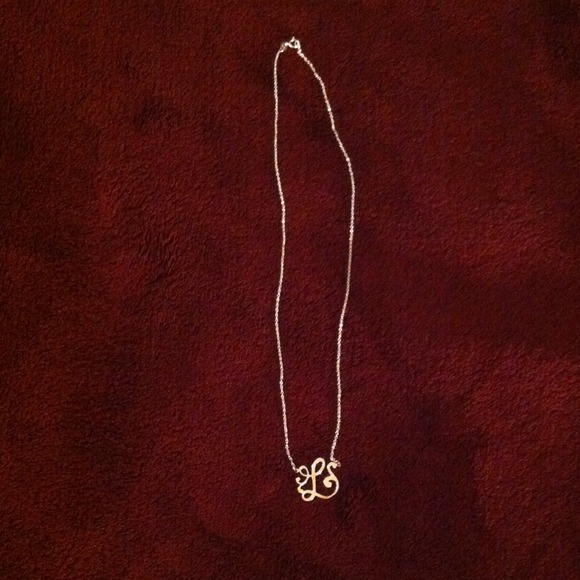 Sterling Silver monogram initial (L)