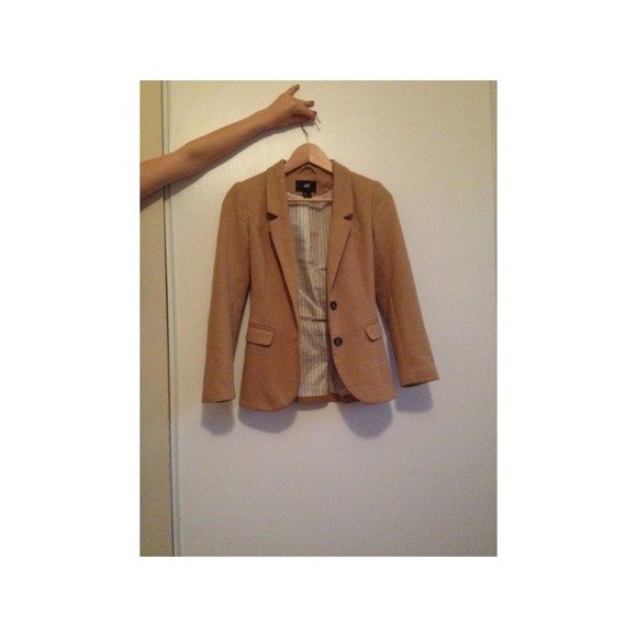 H&M Jackets & Blazers - Elbow patched(brown) blazer
