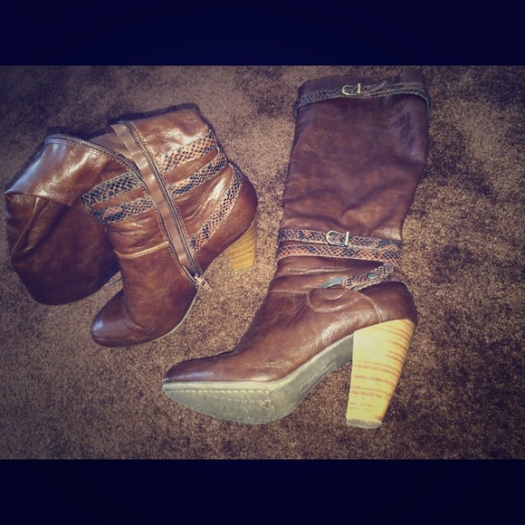High heel boots