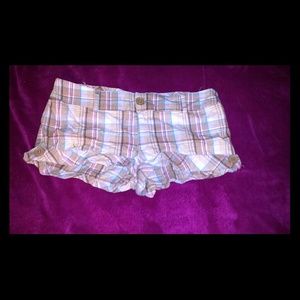 Plaid button shorts