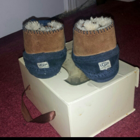 Baby boy UGGS - Picture 3 of 4