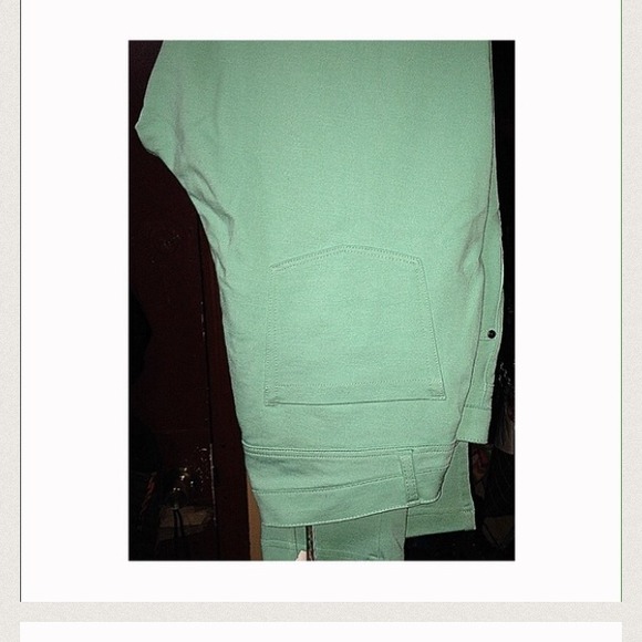 Mint green stretchy pants
