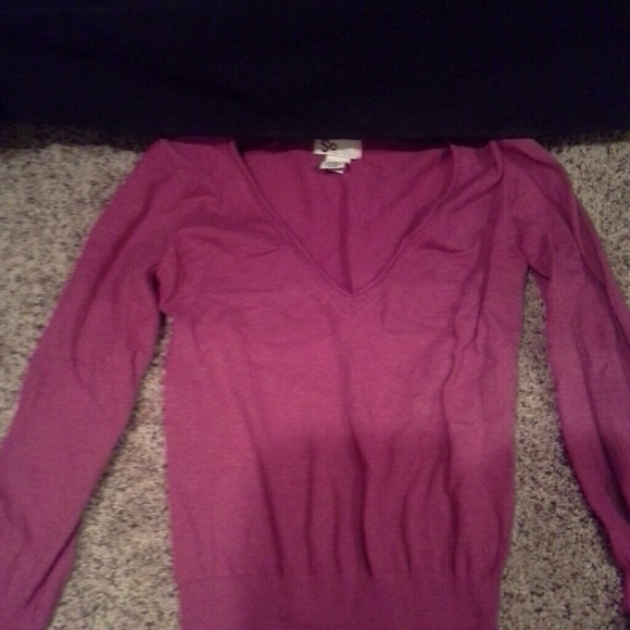 Sweater - Picture 2 of 2