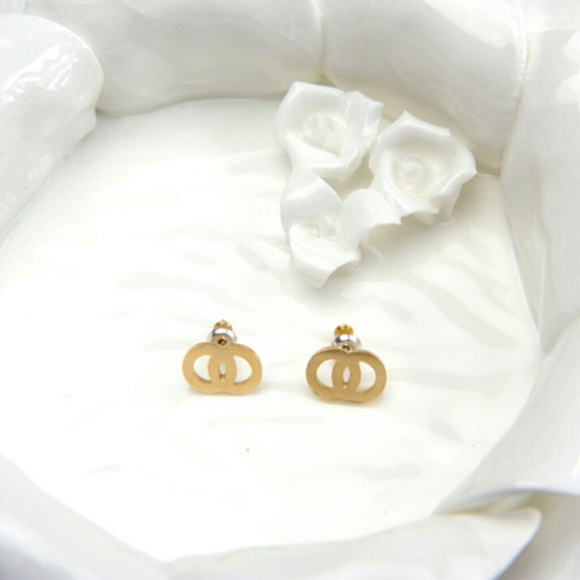 Eternally Yours Earring