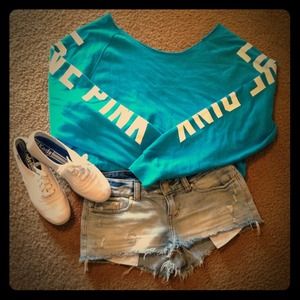 VS Pink Oversized Sweatshirt