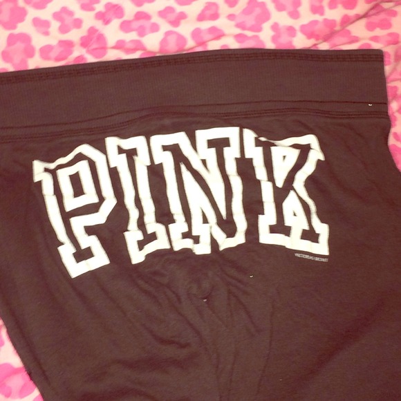Black VS sweatpants