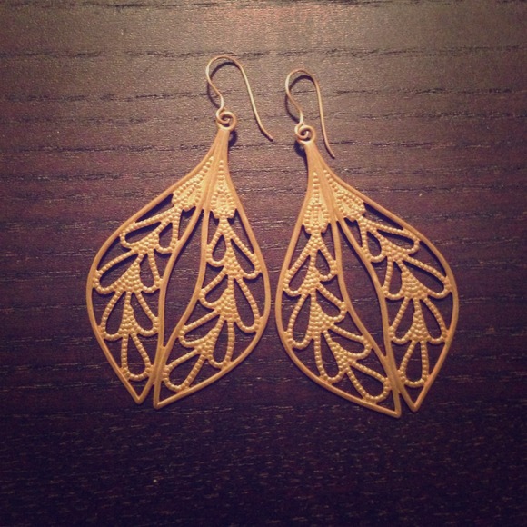 Leaf Necklace - *Bonus: read description*