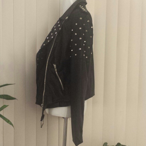 SOLD!!!! - Picture 3 of 4