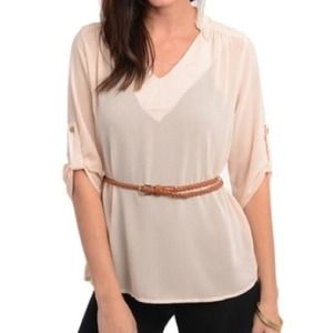 BNWT Gorgeous Peach Top With Belt