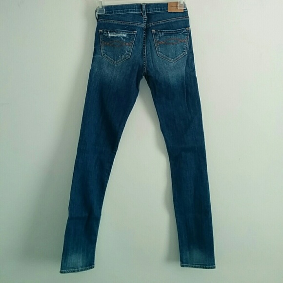 Abercrombie kids destroyed/ripped jeans - Picture 4 of 4