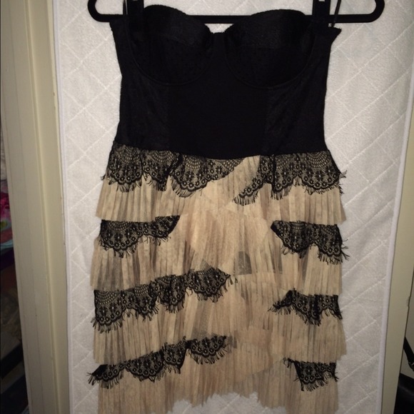 💋SOLD💋 H&M Cocktail Dress - Picture 4 of 4