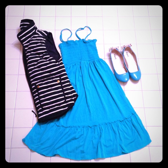 Turquoise spaghetti strap dress - Picture 1 of 3