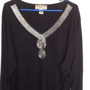 . BLACK TOP WITH SILVER BEADED