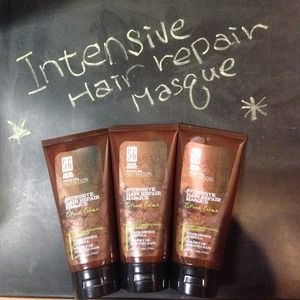 Salon grafix hair masque brand new $10/3