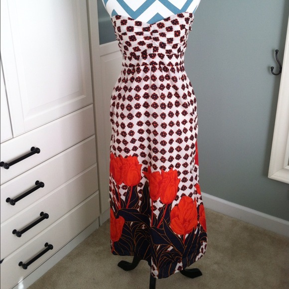 Strapless Maxi