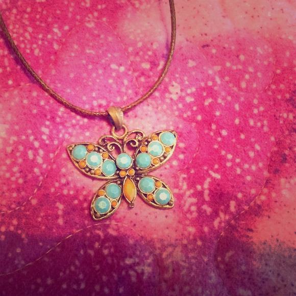Butterfly necklace - Picture 1 of 1