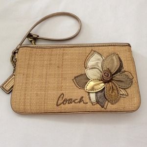 *SOLD* Coach straw clutch