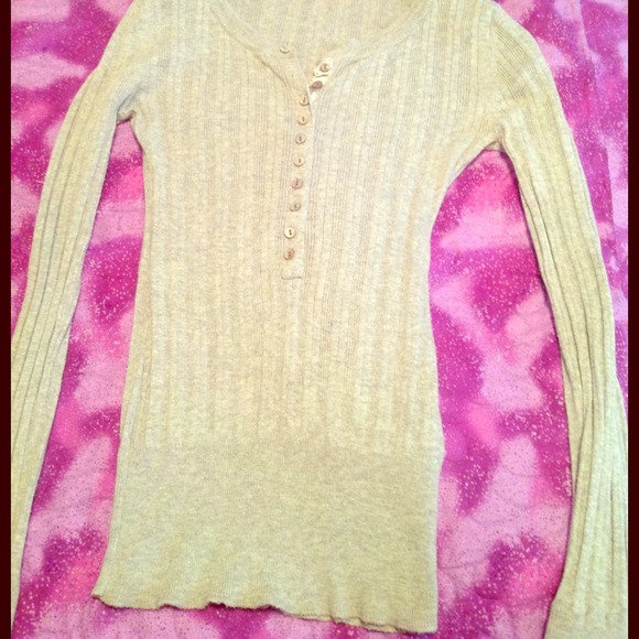 Gray sweater - Picture 1 of 1