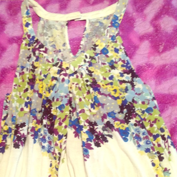 Floral tank top - Picture 1 of 1
