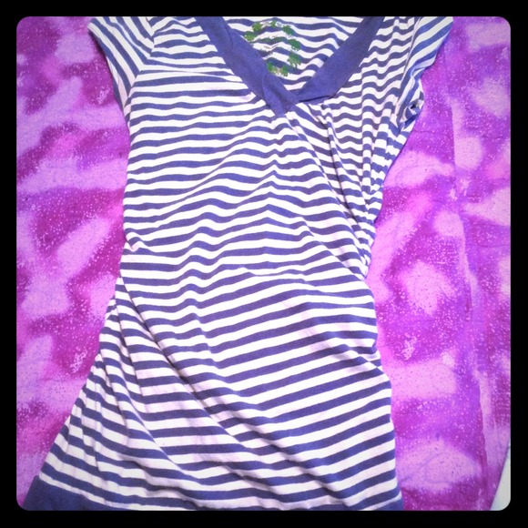 Blue and white long shirt - Picture 1 of 1