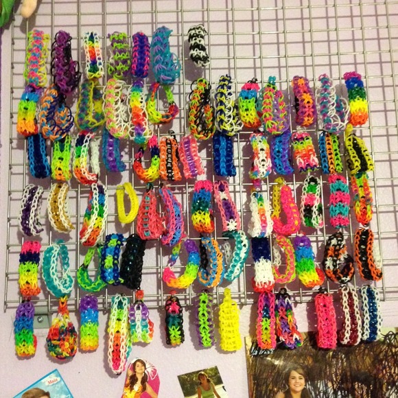 Rainbow Loom Bracelet (one)