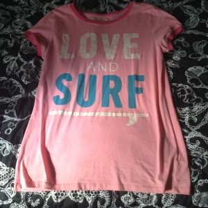 🏄love and surf t-shirt w/ pink lining🏄