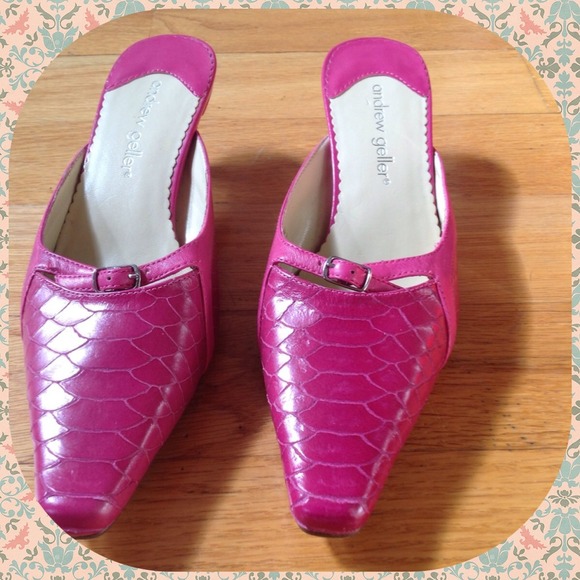 ANDREW GELLAR KITTEN HEELS