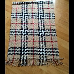 Burberry Wrap 26x72