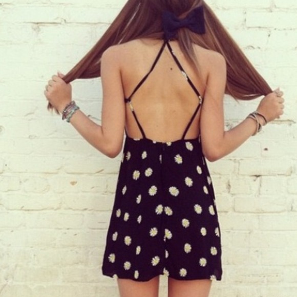 Brandy Melville Dresses & Skirts - Brandy melville daisy rin dress- sell or trade 🌻