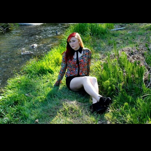 Retro button-up - Picture 2 of 2