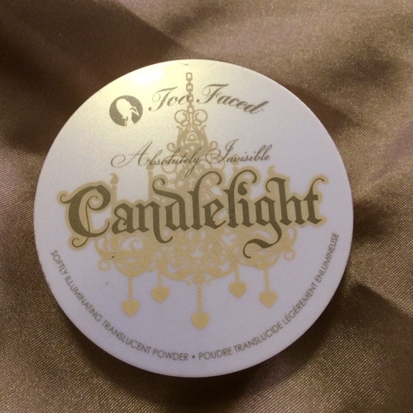 *SOLD*. Too Faced Candlelight Illuminating Powder