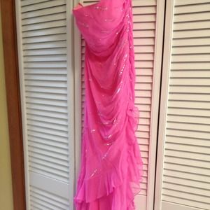 Size 6 Xcite prom dress. Bubble gum pink.