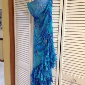 Xcite prom dress. Size 8.