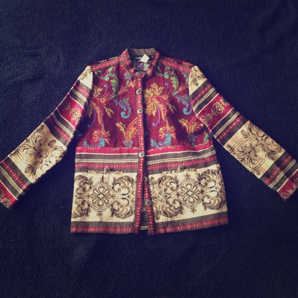 HOST PICK! 🎊🎉Vintage embroidered jacket
