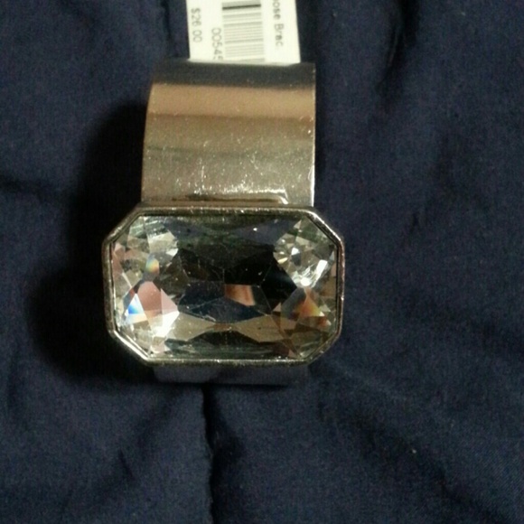 Expose` Bracelet - Picture 2 of 2