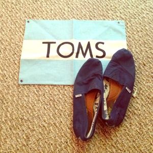 Navy blue TOMS