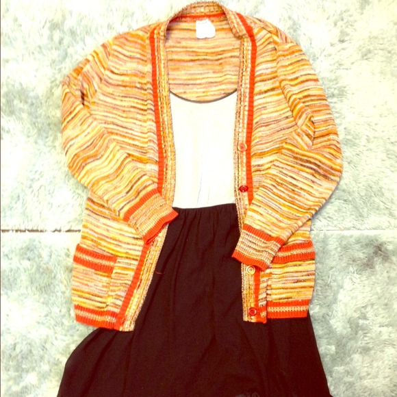 💀SOLD ON VINTED💀Orange cardigan