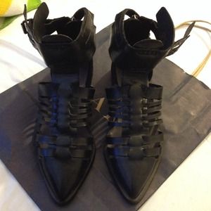 👉SOLD 👈Addional Zara pointy toe sandal