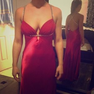 Stunning prom dress!