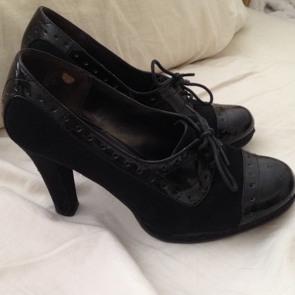 Suede and patent leather Union Bay 2.5" heels - Picture 2 of 3