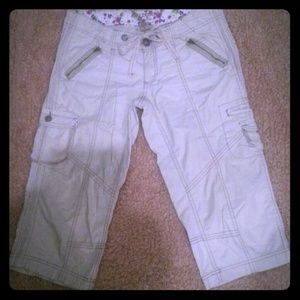 Arizona Khaki Capris