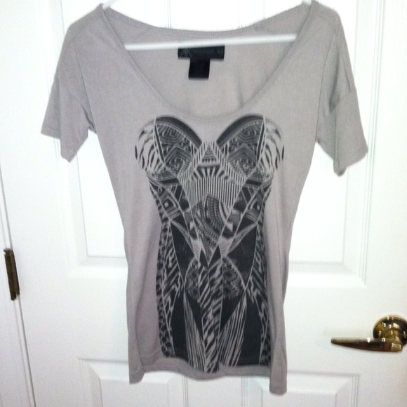 Bustiere Kardashian Kollection shirt