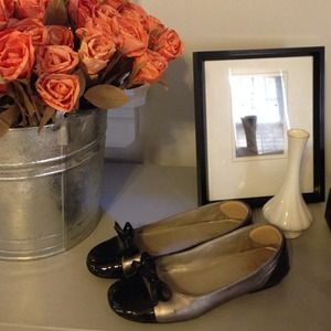 Me Too Black/Silver Bow Loafers