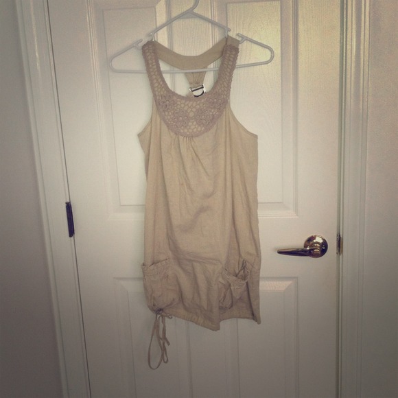 Tan pull over summer dress with pockets